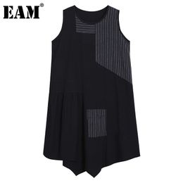 [EAM] Women Black Pleated Irregular Striped Spliced Dress Round Neck Sleeveless Loose Fashion Spring Summer 1DD8573 21512