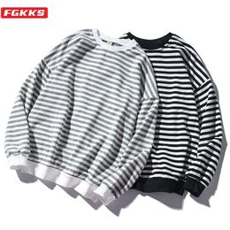 FGKKS Trend Brand Men Stripe Sweatshirt Tops Men's Fashion Wild Comfortable Hoodies O-Neck Casual Sweatshirts 211014