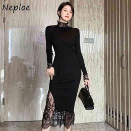 Chic Lace Patchwork Knitted Dress Autumn Mid-length Slim Waist Vestidos Turtleneck Sexy Split Women Dresses 210422