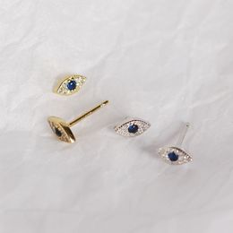 -925 Sterling Silver Zircon Azul Ovil Eye Stud Pendientes Mujeres Classic Temperamento Boda Joyería Accesorios 2791 Q2