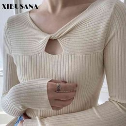 Sexy Apricot Women Autumn Slim Crop Tops Long Sleeve Hollow Cross Knitted Top Casual Solid V-Neck Color 210423