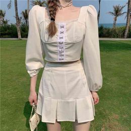 Summer 2 Piece Sets Women's Elegant Square Collar Long Sleeve Short Sexy Tops + Mini Pleated Skirts Outfits 210519