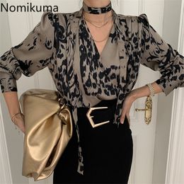Nomikuma Koreanische Leopard Elegante Bluse Hemd Spitze Up V-ausschnitt Puff Sleeve Frauen Tops Frühling Neue Blusas De Mujer 6F305 210427