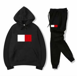 Hot sale Luxury Men sweatsuit Brand Designer Tracksuit Hoodie Sweatshirts Black White Autumn Winter Jogger Sporting Suit Sweat Tracksuits Set