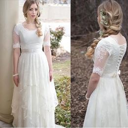 Vintage Short Sleeves Country Wedding Dresses Bride Gown Tiered Skirt Tulle Lace Floor Length Custom Made Plus Size Scalloped Neckline Vestido De Novia