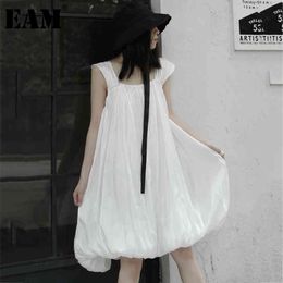[EAM] Women White Pleated Backless Casual Dress Square Neck Sleeveless Loose Fit Fashion Spring Summer 1DD7347 210512