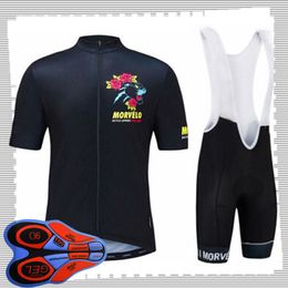 Pro team Morvelo Cycling Short Sleeves jersey (bib) shorts sets Mens Summer Breathable Road bicycle clothing MTB bike Outfits Sports Uniform Y21041552