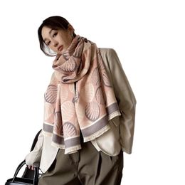 2021 Fashion New Design Oversize Thicken Plaid Scarves Autumn Winter Warm Tassel Long Shawls Cashmere Scarf Women