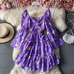 Spring Autumn Temperament Fashion Pleated Chiffon Dress Flared Sleeves V-neck Waist Slimming Printed A-line C135 210506