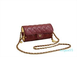 The luxury brand-name ladies fashion shoulder bag tote chain messengerbag Europe andUnited States wildbag