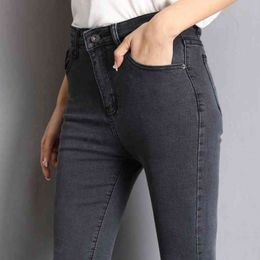 Jeans for Women Mom Jeans Blue Grey Black Woman High Elastic Plus Size 40 Stretch Jeans Female Washed Denim Skinny Pencil Pants 210329