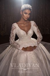 Glitter Ball Gown Wedding Dresses 2022 Luxury Sparkly Long Sleeve Lace Bridal Gowns V Neck vestidos de novia robe mariee