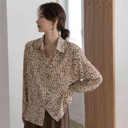Vintage Blouse Women Lady Long Sleeves Female Shirts Leopard Print Shirt Loose Sleeve Blusa Chiffon Top 929J 210420