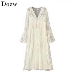 Elegant Lace Embroidery Midi Dress Women V Neck Butterfly Long Sleeve Vintage Lady Solid Pleated Female Vestidos 210515