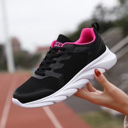 Wholesale 2023 Tennis Mens Women Sports Running Shoes Super Light Breathable Runners Black White Pink Outdoor Sneakers EUR 35-41 WY04-8681