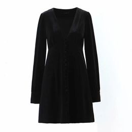 Vintage Black Button Decoration Dresses Women Fashion V-Neck Dress Elegant Ladies Long Sleeve Mini Dresses 210520