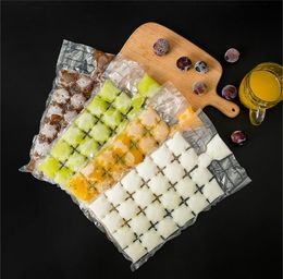 Factory Bar Products Disposable Ice Cube Bags ,Stackable Easy Release Mould Trays, Self-Seal Freezing Maker,Cold Pack Cooler Bag for Cocktail Food Wine KD