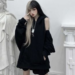 Winter casual fashion gothic autumn big size hooded dark punk hip-hop women Vintage Harajuku long sleeve off-shoulder sweatshirt 210608