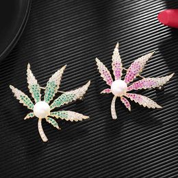 Japan And South Korea Fashion Maple Leaf Female Micro-Inlaid Zircon Pearl Elegant Brooch Pin Suit Jacket Accessories