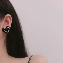 2021 New Trendy Black Stud Earrings For Women Personality Shinning Rhinestones Triangle Star Heart Earings Jewelry