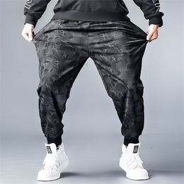Plus Size 5XL Streetwear Loose Pants Men Joggers 2020 Man Casual camo hip hop Harem Pants Men Camouflage Beam Feet sweatpants X0723