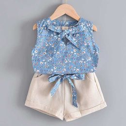 Bear Leader Children Clothing Sets Summer New Girls Suit Cute T-shirt with Cartoon Pattern Pant with Belt 2PCS Girl Costumes