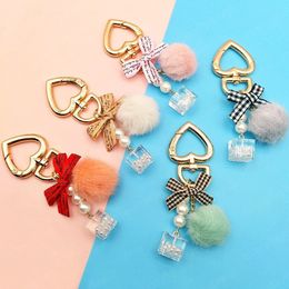 Sweet Pearl Tassel Heart Key Chain Cute Bag Heart-Shaped Plush Car Keychains Ring Pendant Small Gift Girlfriend Keyring