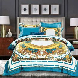 High end French Italy Design Yellow Pattern Print 4PCS King Queen Size Quilts White Blue Gold Bed sheet Luxury Bedding Sets 210615