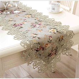 Top Elegant European style Embroidery lace table runner pastoral print princess home decoration s placemats 210708