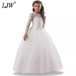 2020 Gorgeous Vestidos for Communion Hollow Lace cosplay princess Dress Handmade Curvy Little Girls White Tulle Ball Gowns Q0716