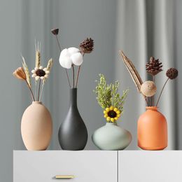 Vases INS Nordic Creative Ceramic Small Vase Dried Flower Arrangement Home Living Room Decorations Girls' Desktop Decoration