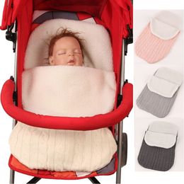 Crochet Newborn Sleeping Bag Baby Stroller Sleepsacks Fleece Warmer Baby Girls Receiving Blanket Envelope Infant Bedding Swaddle 210413