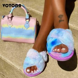 2020 Winter Rainbow Plush Slippers Fashion Cross Furry Slides Fluffy Cute Flat Flip Flops Lady Home Non-Slip Sandal Women Shoes C0330