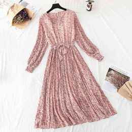 Spring Summer Women Pleated Chiffon Dress Floral Print Vintage O-neck Bow Midi Dress Elegant Party Long Sleeve Vestidos 210521