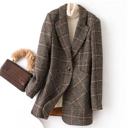 Autumn Winter Vintage Women Plaid Suit Woolen Jacket Ladies Slim Casual Wool Blazer Single Breastered Coat 210930