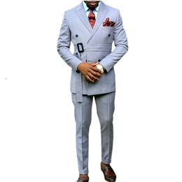 Handsome Double-Breasted Groomsmen Peak Lapel Groom Tuxedos Men Suits Wedding Prom Dinner Man BlazerJacket Tie Pants T356232V