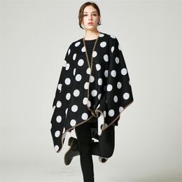 American Street Trend Long Thickened Split Fork Autumn And Winter Office Travel Air Conditioning Large Dot Shawl Cape 210427