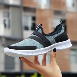 2021 Arrival Spring and summer men's women's running shoes fashion grey navy blue black soft sole sports casual outdoor
