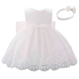 White Baby Girl Brithday Dress 1 Year 2 Years Baptism Dress Lace Bow Infant little girl Formal Party Princess Dress KF1042 G1129