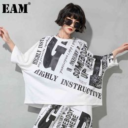 [EAM] Women White Pattern Printed Big Size T-shirt Round Neck Three-quarter Sleeve Fashion Spring Summer 1DD7746 21512