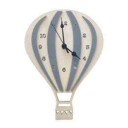 Air Balloon Wall Clock Non-Ticking Silent Decorative Indoor Cartoon Clock for Children Boy Bedroom Nursery Living Room Decor 210930