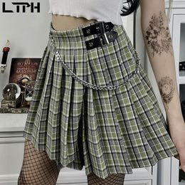Special deal irregular High waist woman skirts Removable chain decoration JK Style vintage Plaid Pleated skirt Spring 210427