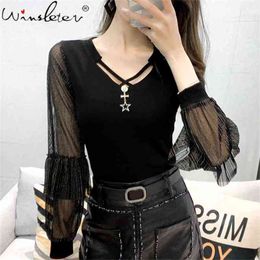 Simple Loose Women T-Shirts Spring V-Neck Lantern Sleeve Lace Mesh Casual Tee Tops for Girl and Lady Camisetas VeranoT03706B 210421