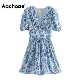 Aachoae Women Sweet V Neck Floral Print Bodysuit Puff Short Sleeve Pleated Jumpsuit Female Vintage Ladies Rumper Playsuit 210413