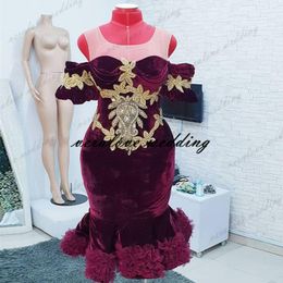 2021 Plus Size Short Prom Dress Mermaid Burgundy Velvet Lace Apliques vestidos formale Evening Dress Arabic Cocktail Gowns