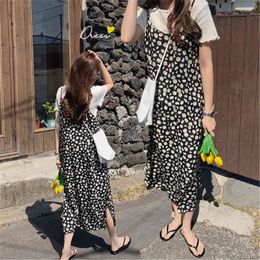 S-Xl Spring 2 Piece Suit Sleeveless Vintage Women Dresses Female T shirt Blusas Girls Dress Suits V Neck Robe Femme Vestido 210417