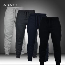 5XL Erkek Rahat Pantolon Pamuk Sweatpants Erkekler Joggers Çizgili Spor Salonları Gevşek Ter Vücut Geliştirme Eşofman Altları Elastik 210715