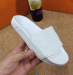 159w latest high quality men Design women Flip flops Slippers Fashion Leather slides sandals Ladies Casual shoes