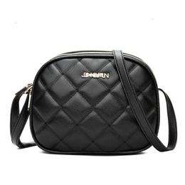 HBP Non-Brand Darong women's Single Shoulder Lingge multi-layer leisure messenger bag small square Fashion sport.0018