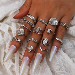 -Charme Armbänder Retro Schönheit Avatar Goldmünze Kreuz Muster Liebe Fatima Finger Ring Fünfzehn Stück Set